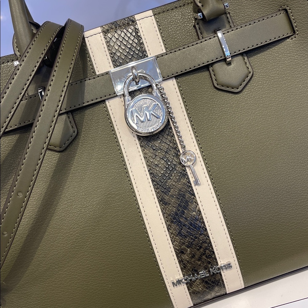 MICHAEL KORS Hamilton Md Leather and Snake Embossed Stripe Satchel
Olive 
NWT - Picture 2 of 16